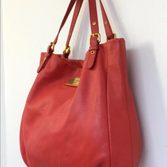 MARC BY MARC JACOBS BRIGHT RED TOTE LARGE - Picture 3 of 7